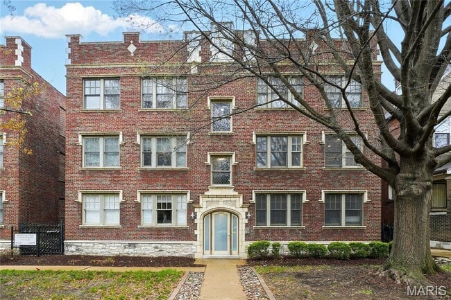 Building Photo - 4228 McPherson Ave