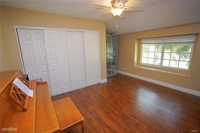 Building Photo - 5 br, 3 bath House - 13162 Silver Birch Dr