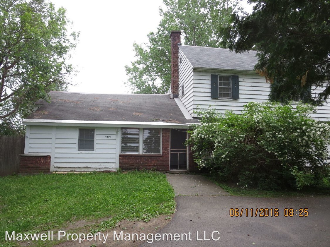 383 Church St, Saratoga Springs, NY 12866 Condo for Rent in Saratoga