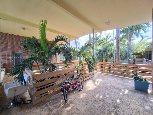 Foto del edificio - 1770 Meridian Ave