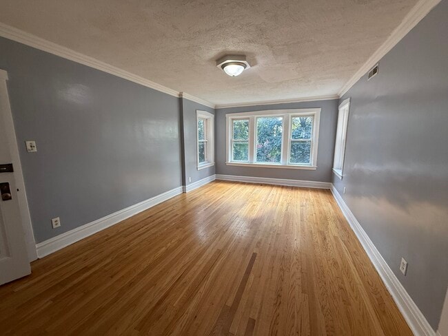 Building Photo - 2102 S 51st Ave