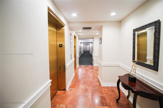 Building Photo - 5271 SW 8th St