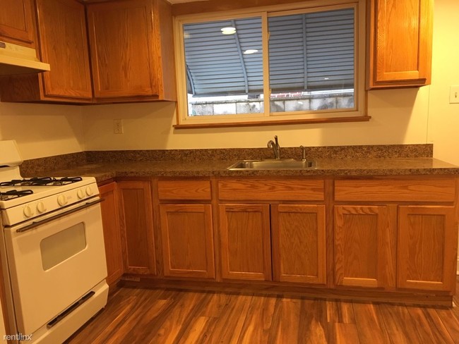 Building Photo - 2 br, 1 bath  - 2213 S Bouvier St