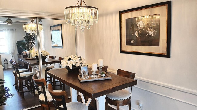 Foto del edificio - 412 S Cypress Rd