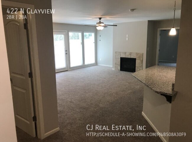 Foto del edificio - 422 N Clayview-