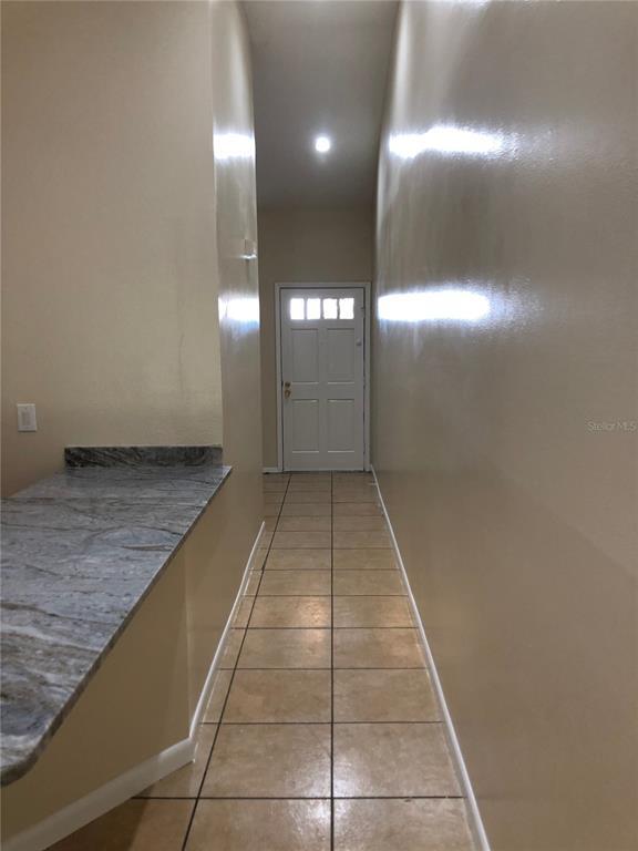 Building Photo - 3217 Laurel Dale Dr