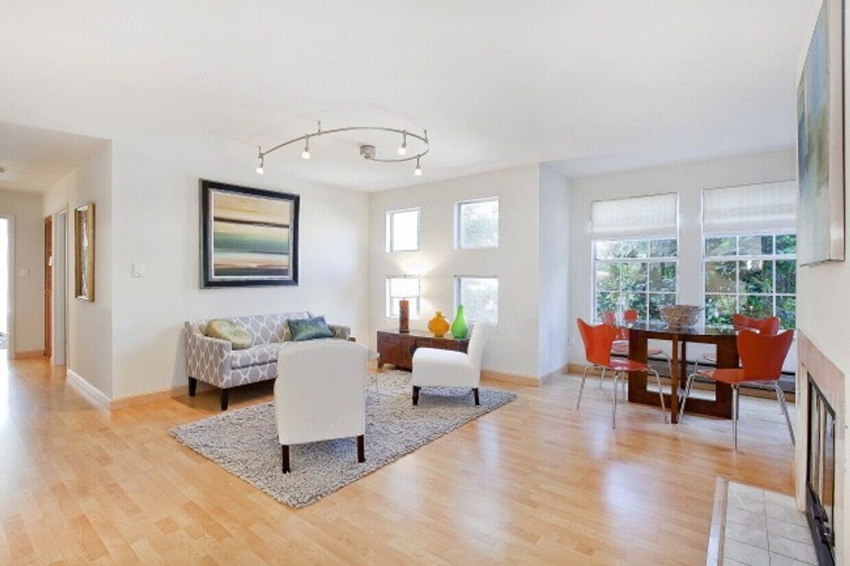Primary Photo - Spacious and Light Filled NOPA 2br/1Ba Con...