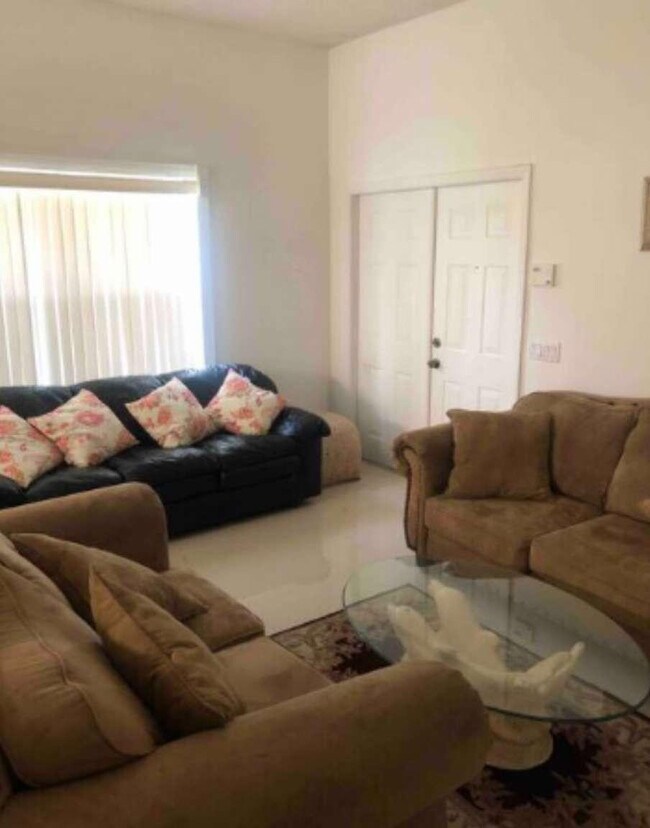 Foto del edificio - 862 Vista Meadows Dr