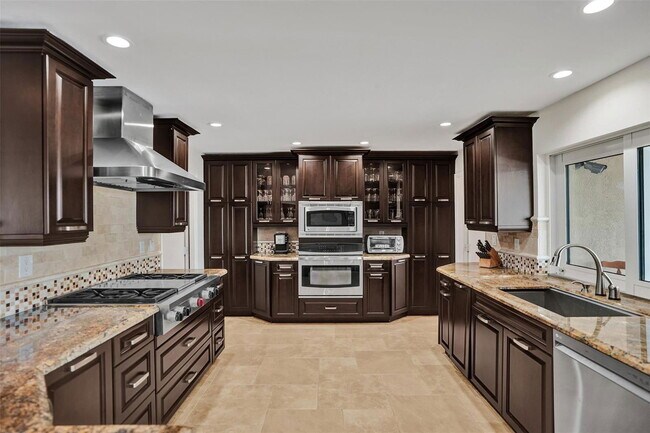 Foto del edificio - 730 SE 3rd Terrace