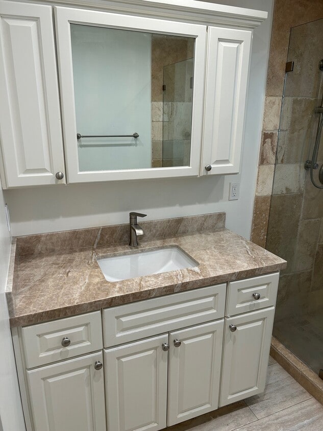 Bathroom Sink - 459 Landfair Ave