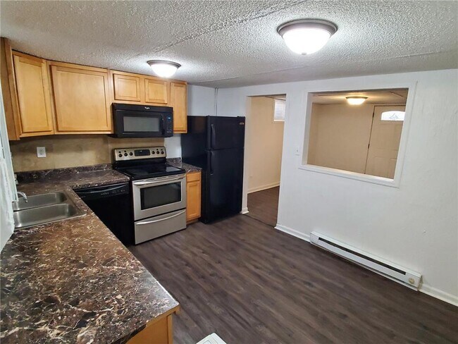 Kitchen - 3133 Central Ave NE