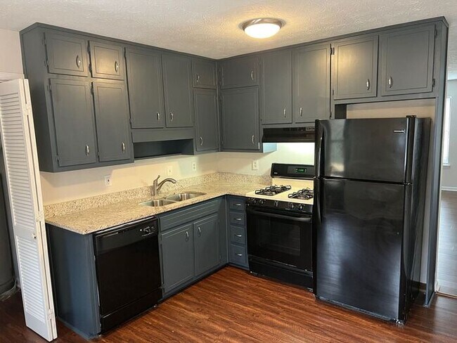 Foto del edificio - NOW READY!!! 2 bedroom 1 bath in SNELLVILLE!