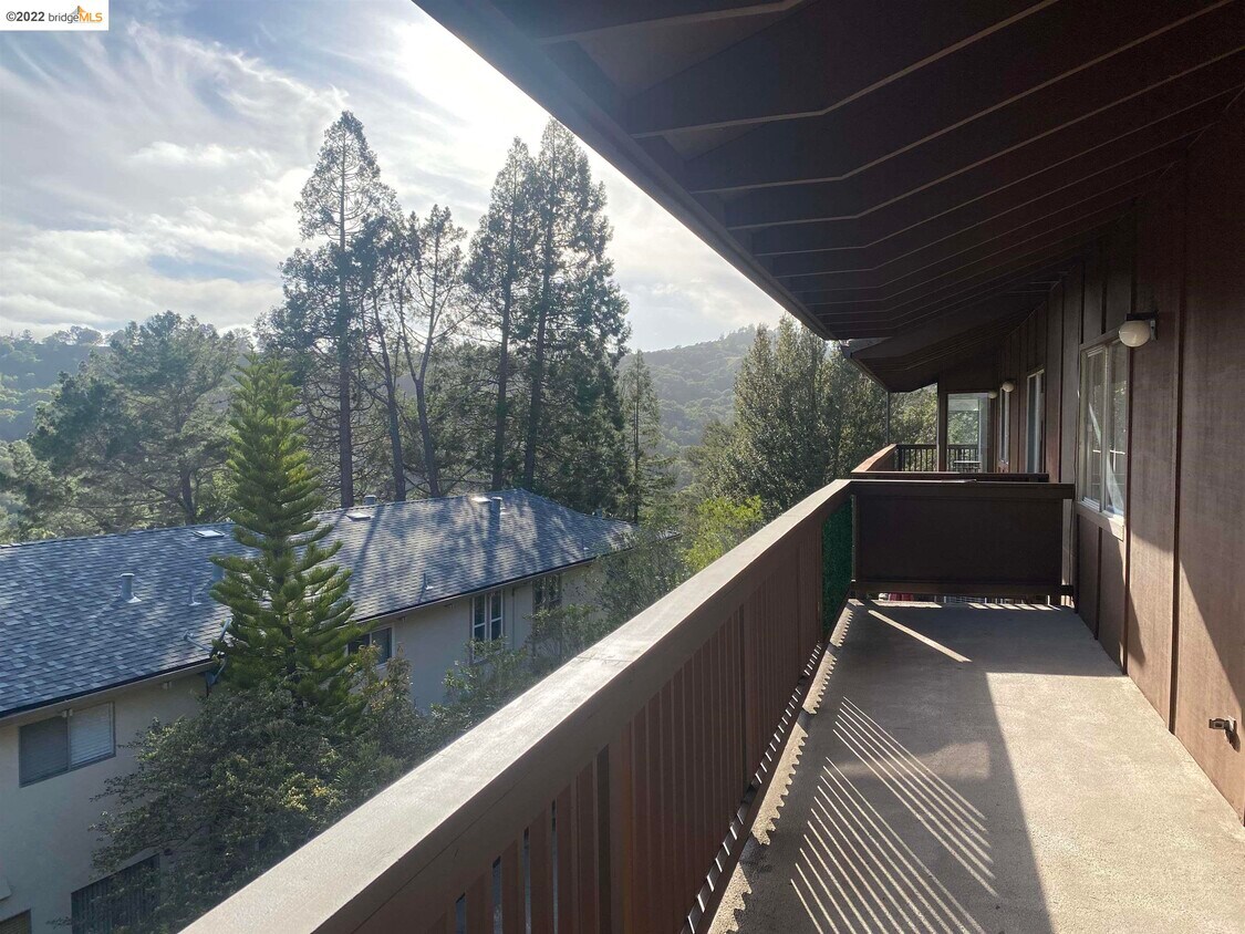 1996 Ascot Dr Unit C, Moraga, CA 94556 Condo for Rent in Moraga, CA