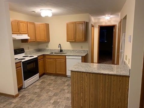Kitchen - 150 Old Ithaca Rd