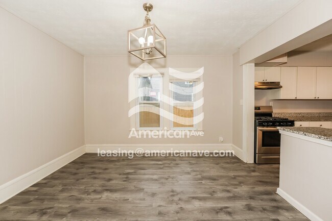 Foto del edificio - 305 3rd St NW