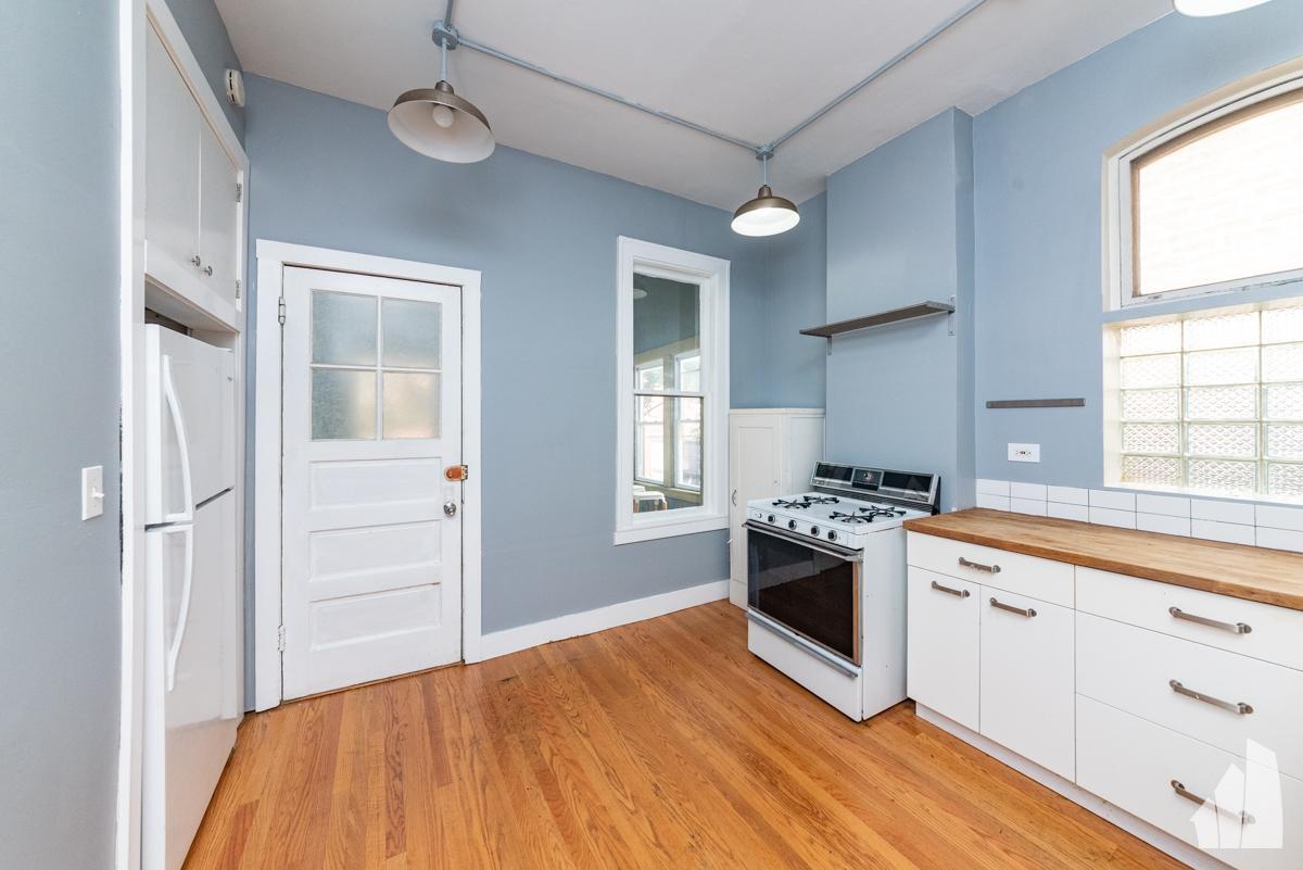 Foto principal - 1 bedroom in Chicago IL 60622