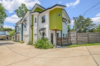 Building Photo - 3507 Oak Springs Dr