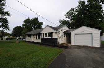 Building Photo - 5501 Brokers Tip Ln