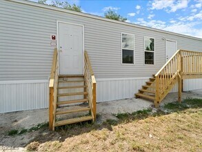 Building Photo - 1038 Canopy Ln SW