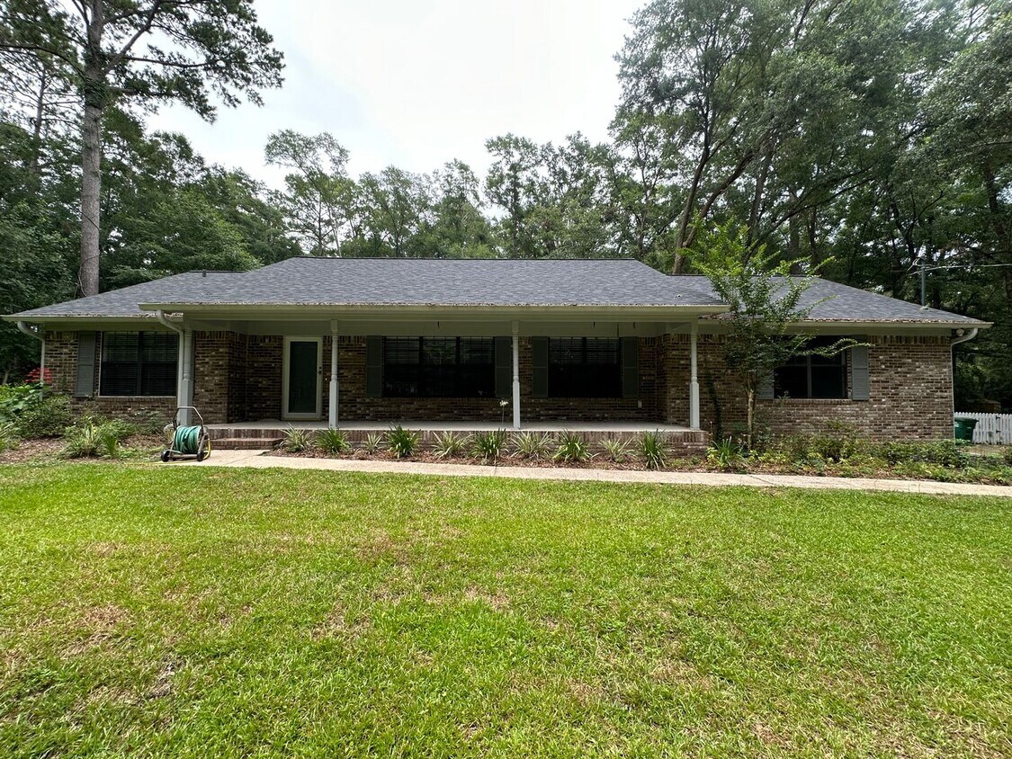 Primary Photo - BUCK LAKE HOME AVAILABLE NOW!!!