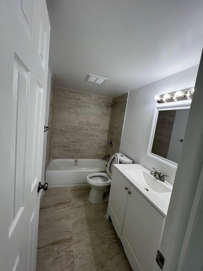 Photo - 15225 NE 6th Ave Townhome