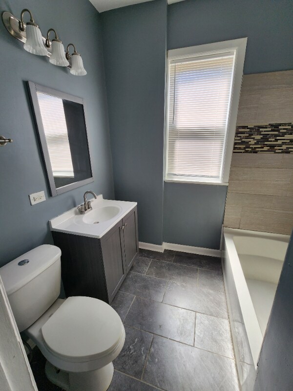 Building Photo - 7117 S Champlain Ave