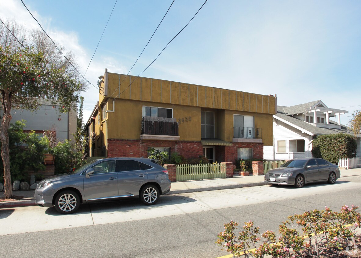 Building Photo - 2622 4th St