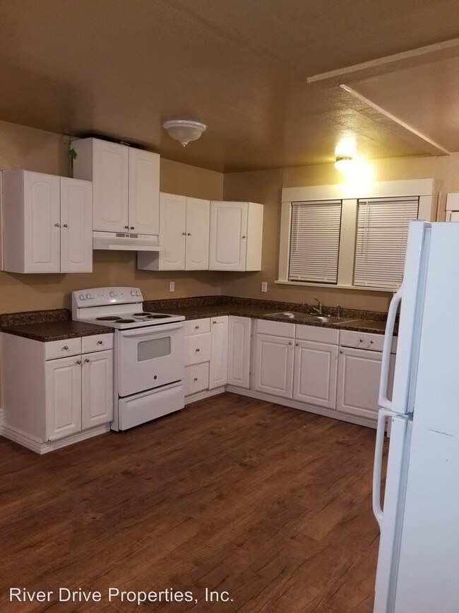 Building Photo - 2 br, 1 bath Apartment - 1819 Q Street