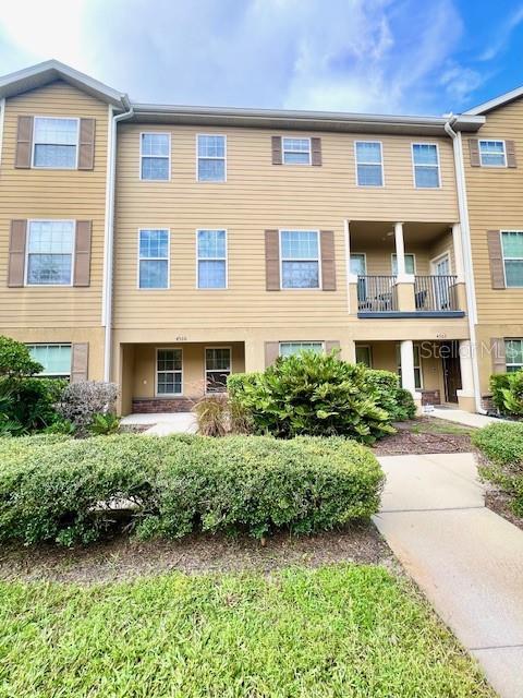 Foto del edificio - 4306 Regal Town Ln