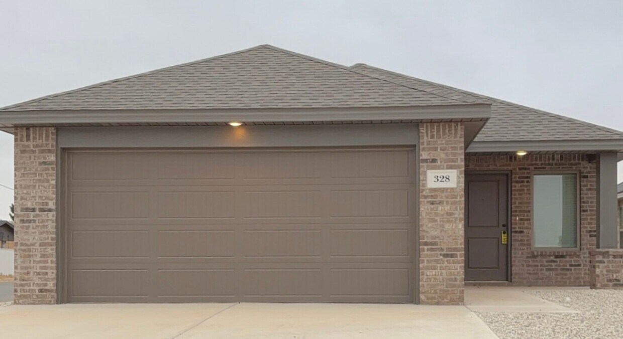 Primary Photo - New Construction 3 bed / 2 bath in Elm Mea...