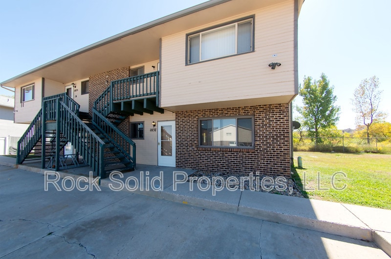 Foto principal - 1833 Edgewater Ave