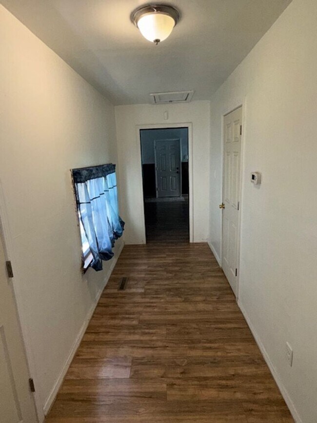 Foto del edificio - 1115 N Elliott St