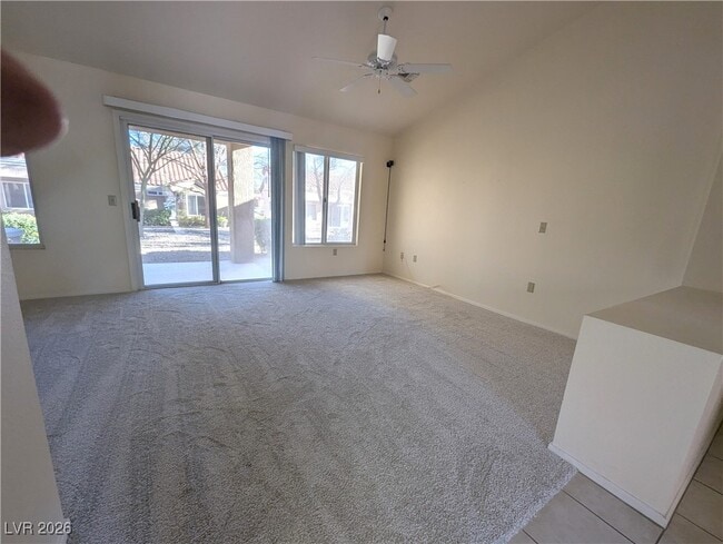 Building Photo - 2756 Showcase Dr