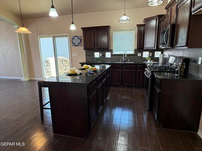 Building Photo - 13514 Everingham St