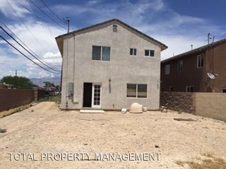 Foto del edificio - 4 br, 3 bath House - 1273 Lawry Ave