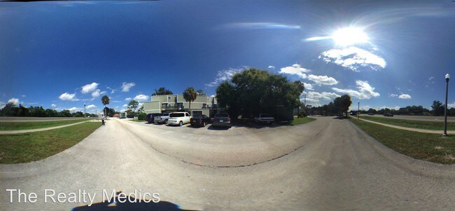 Building Photo - 213 Scottsdale Sq