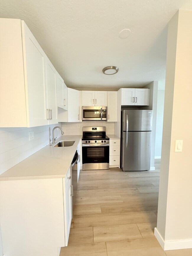 Foto del edificio - 328 Andover M