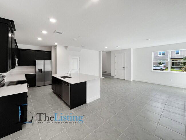 Foto del edificio - 3875 Knotty Pne St