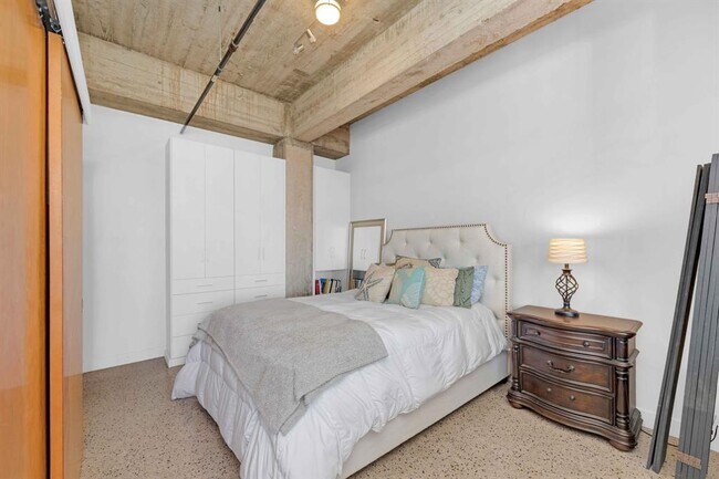 Foto del edificio - 710 Colorado St