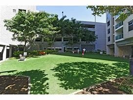 Foto del edificio - 1448 Young St