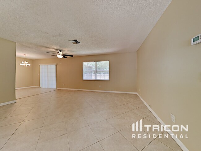 Foto del edificio - 1809 Oakwald Drive Brandon FL