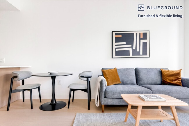 Building Photo - 478 Kent Ave