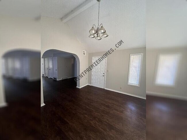 Foto del edificio - 3029 SW 64th St
