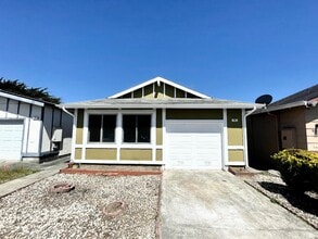 Building Photo - 82 Bromley Ct