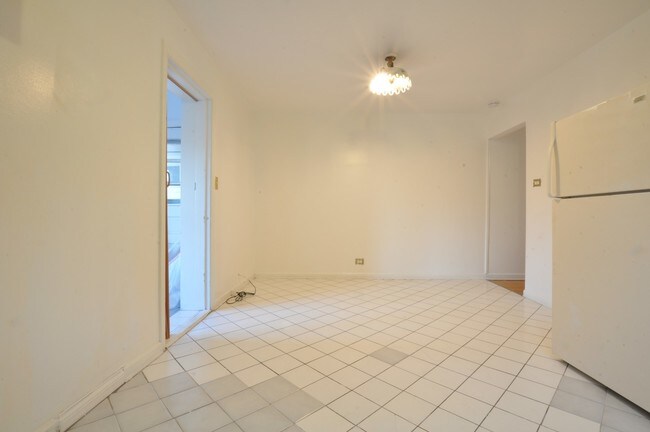 Foto del edificio - 6209 N Kedzie Ave