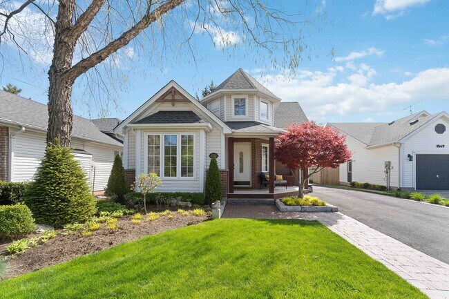 Photo du bâtiment - 1553 Four Mile Creek Rd