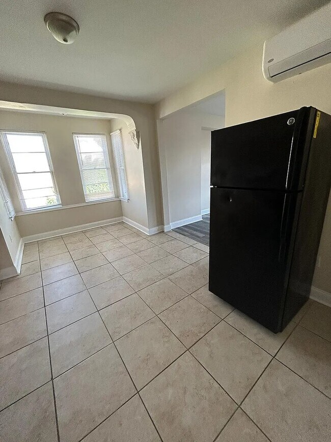 Foto del edificio - 3225 Turner St