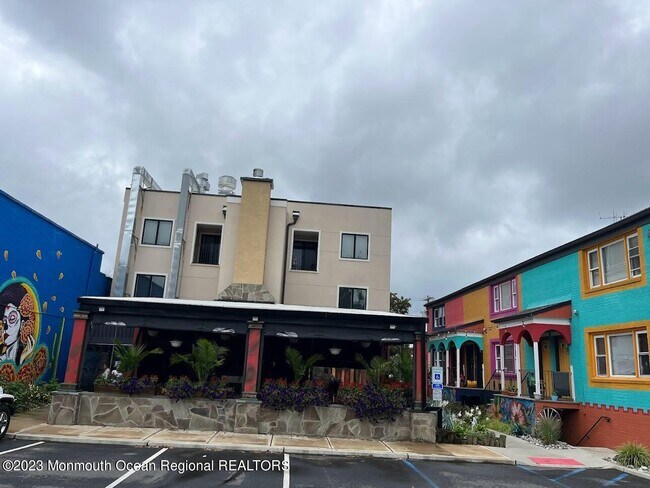 Foto del edificio - 191 Shrewsbury Ave