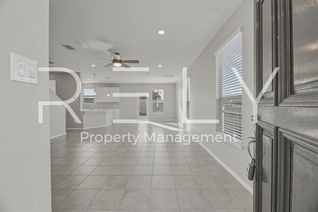 Foto del edificio - 140 Katie Elder Dr