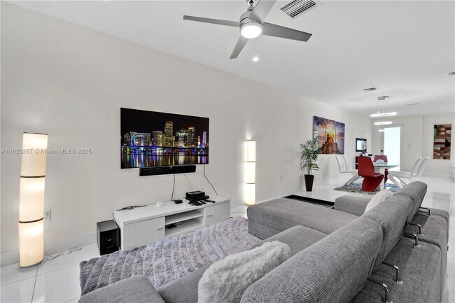 Foto del edificio - 10334 NW 66th St